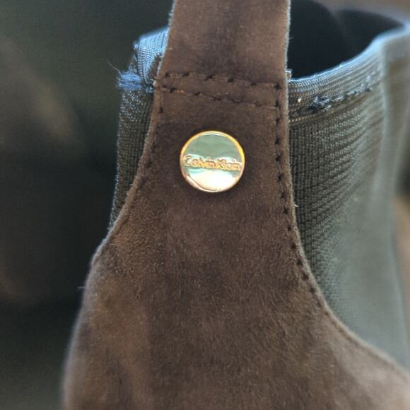 Calvin Klein Zella Suede Leather Chunky Heel Gray Fall Ankle Boot - Picture 6 of 6